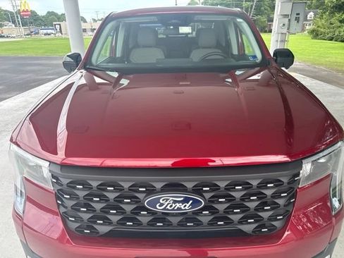 Used 2025 Ford Maverick Lariat AWD/4WD image 9