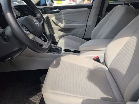 Used 2025 Volkswagen Jetta S FWD image 11