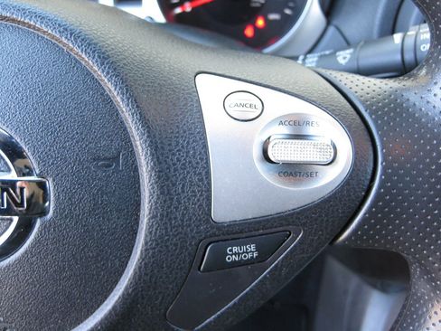 Used 2015 Nissan Juke S image 15