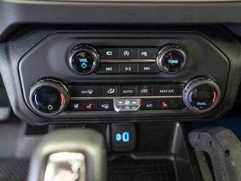 Used 2024 Ford Bronco Raptor image 25