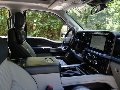 Used 2024 Ford F250 Limited w/ FX4 Off-Road Package AWD/4WD image 50