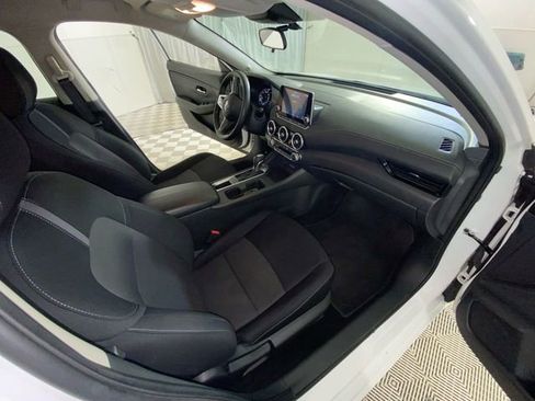 Used 2024 Nissan Sentra SV FWD image 38