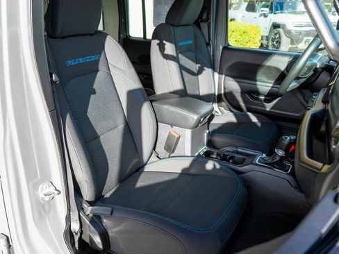 Used 2022 Jeep Wrangler Unlimited Rubicon 4xe w/ Cold Weather Group image 9