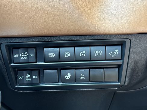 Used 2024 Toyota Tundra 1794 Edition AWD/4WD image 22