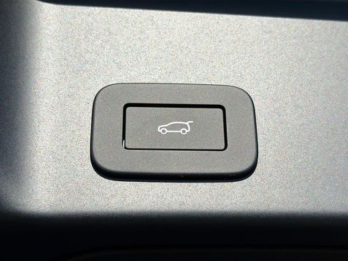 New 2026 Land Rover Range Rover Evoque Dynamic SE image 13