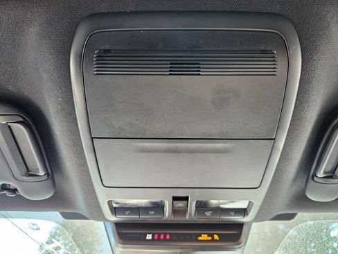 Used 2024 MAZDA MAZDA3 s AWD/4WD image 21