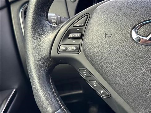 Used 2017 INFINITI QX50 2WD w/ Premium Plus Package image 18
