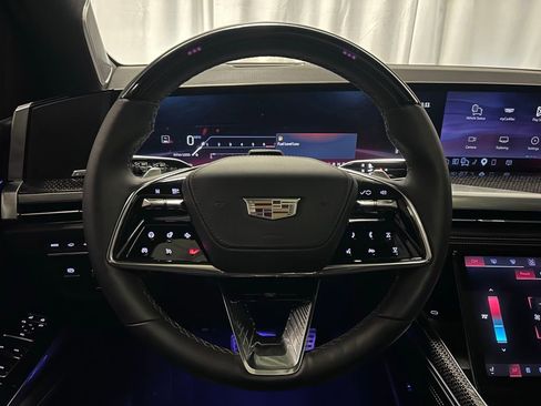 Used 2025 Cadillac Escalade V image 10