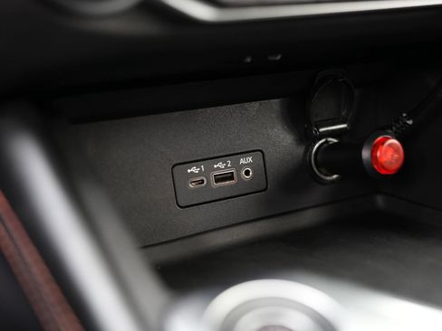 Used 2020 Nissan Sentra SR w/ Lighting Package image 28