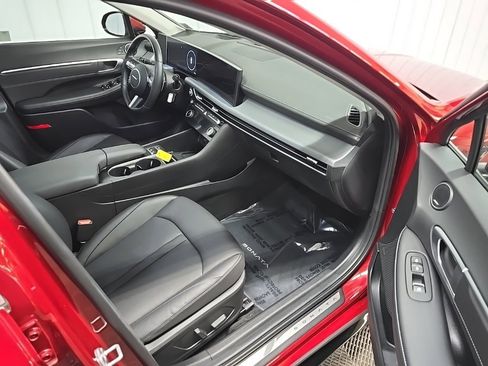 Used 2024 Hyundai Sonata Limited image 19