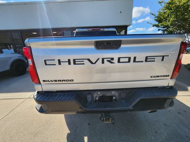Used 2021 Chevrolet Silverado 2500 Custom w/ Custom Value Package AWD/4WD image 5
