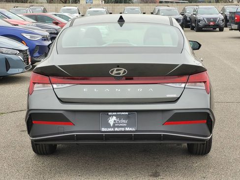 New 2026 Hyundai Elantra Blue image 5