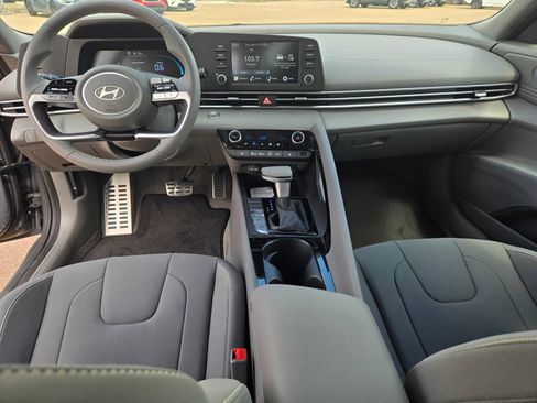 New 2026 Hyundai Elantra SEL Sport Premium FWD image 8