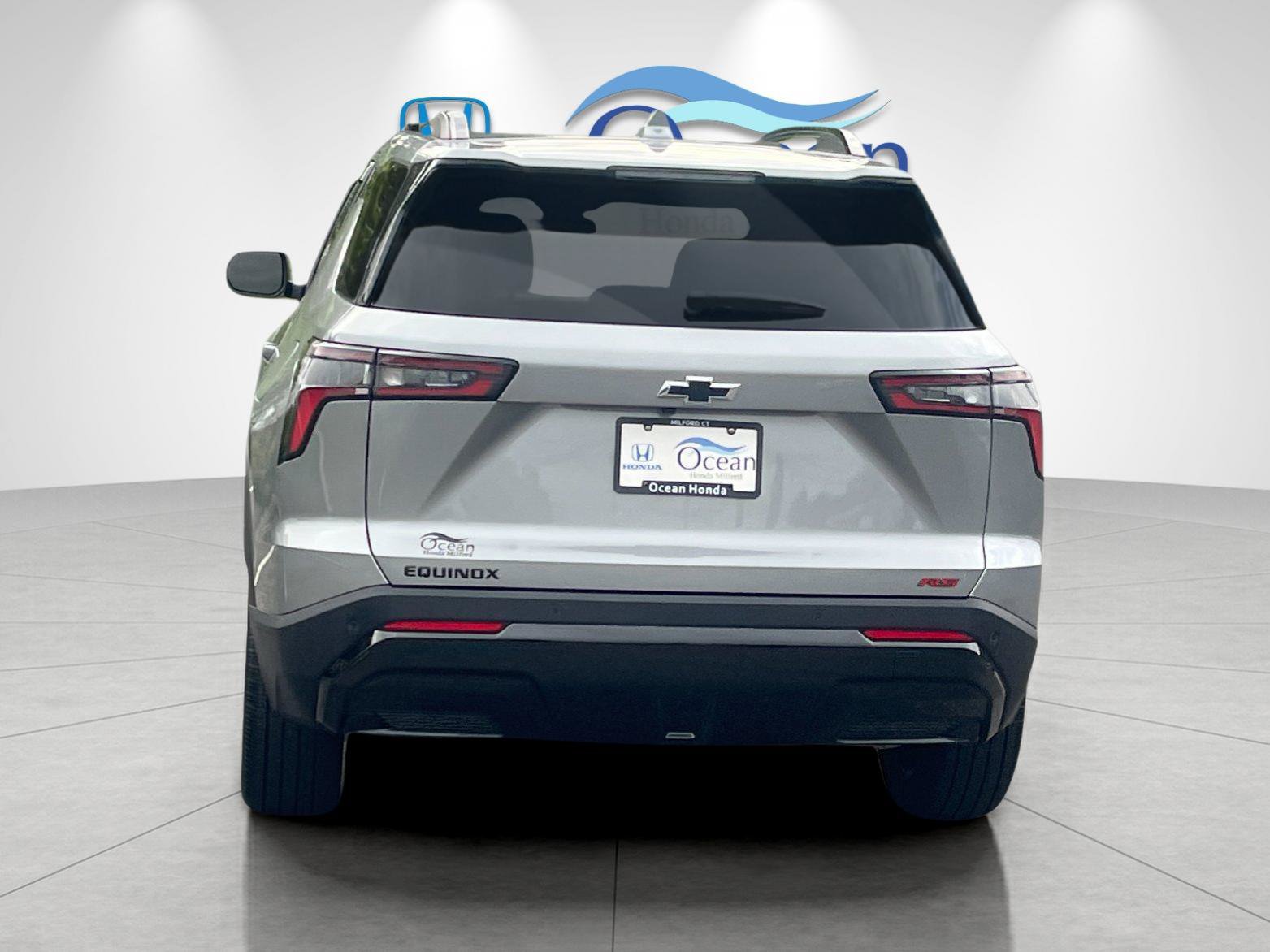 Used 2026 Chevrolet Equinox RS FWD image 4