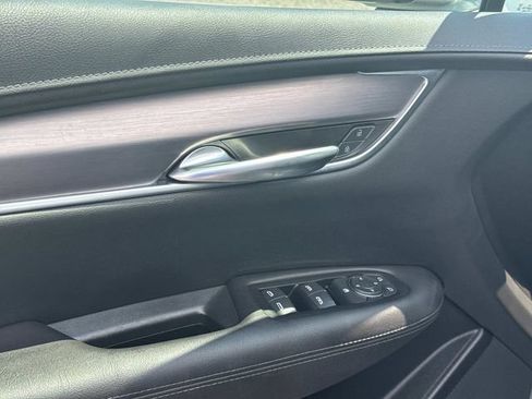 Used 2023 Cadillac XT5 Luxury FWD image 26