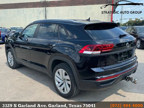 Used 2020 Volkswagen Atlas Cross Sport SE image 4