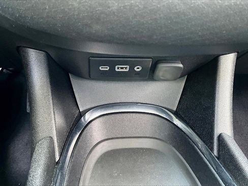 Used 2023 Chevrolet Malibu LT image 16