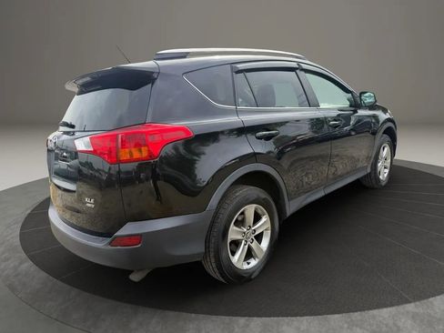 Used 2015 Toyota RAV4 XLE AWD/4WD image 5
