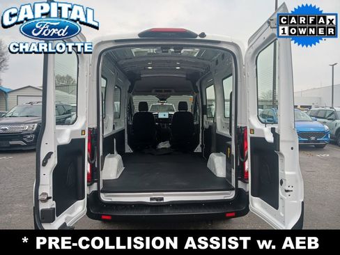 Used 2023 Ford E-Transit Medium Roof image 5