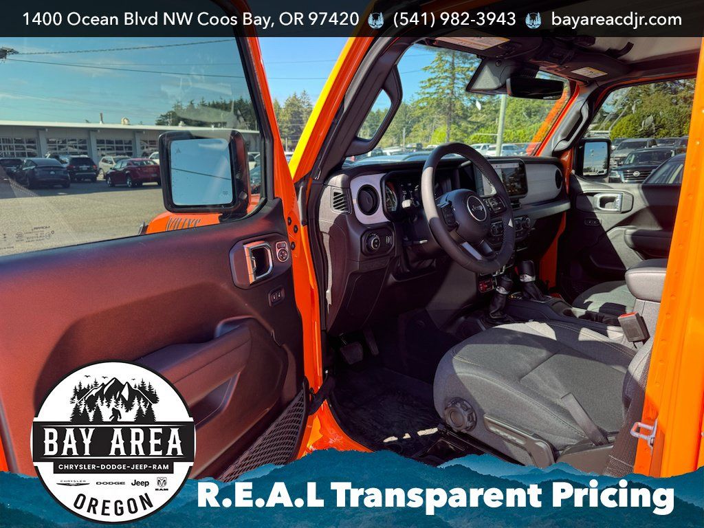 Used 2025 Jeep Gladiator Sport AWD/4WD image 10