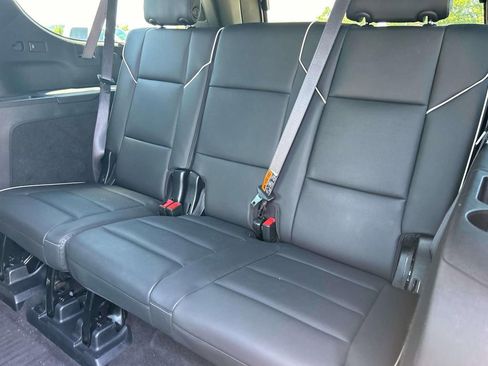Used 2025 Cadillac Escalade ESV Sport w/ Touring Package AWD/4WD image 21