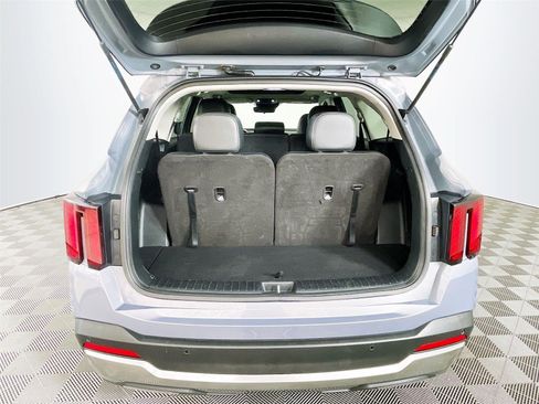 Used 2024 Kia Sorento S w/ Panoramic Sunroof Package AWD/4WD image 29