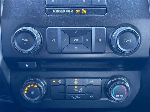 Used 2016 Ford F150 XLT w/ Trailer Tow Package image 12