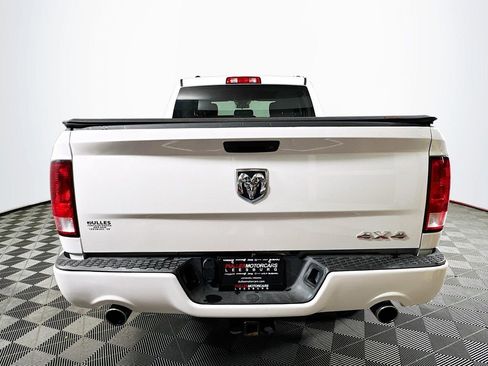 Used 2017 RAM 1500 Express w/ Express Value Package AWD/4WD image 6
