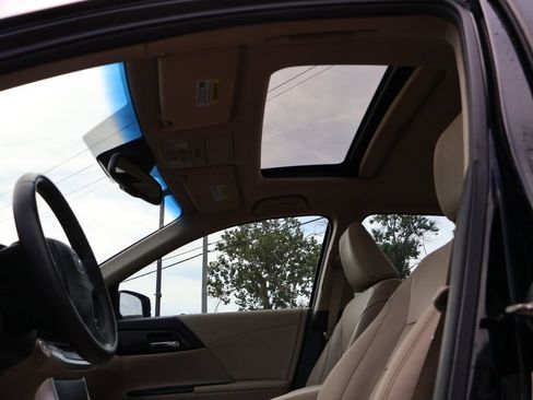 Used 2013 Honda Accord EX-L image 31