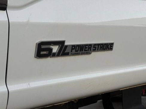 Certified 2025 Ford F250 XLT w/ FX4 Off-Road Package AWD/4WD image 7