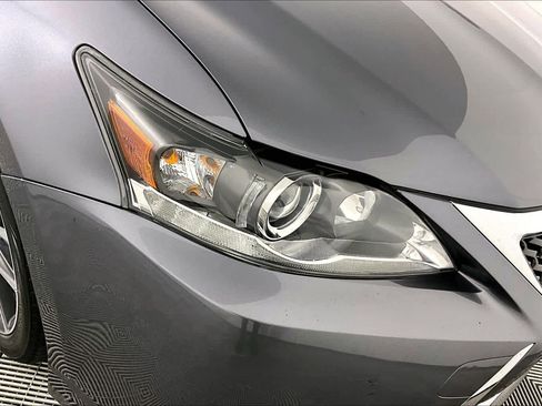 Used 2016 Lexus CT 200h image 26