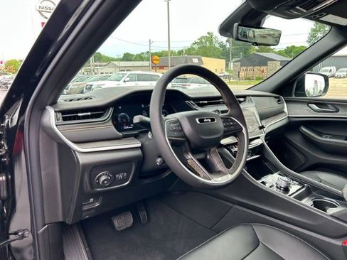 New 2026 Jeep Grand Cherokee Limited AWD/4WD image 30