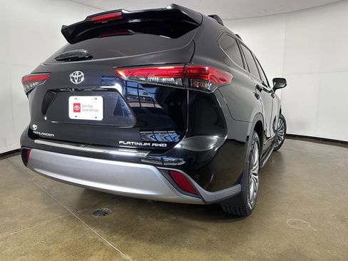 Used 2021 Toyota Highlander Platinum AWD/4WD image 20