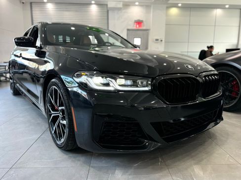 Used 2023 BMW 530i w/ M Sport Package image 10
