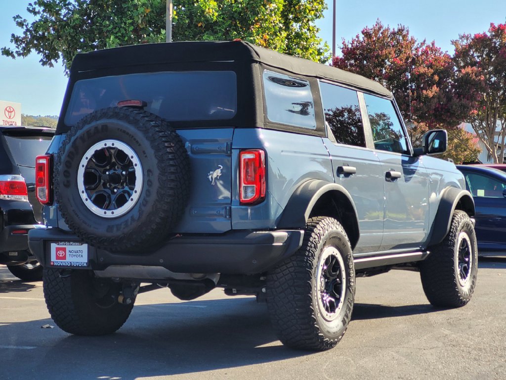 Used 2023 Ford Bronco Black Diamond w/ Sasquatch Package AWD/4WD image 4