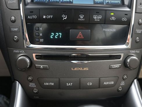 Used 2010 Lexus IS 250C image 17