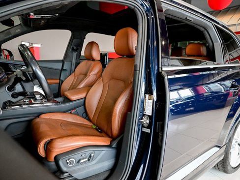 Used 2017 Audi Q7 3.0T Prestige image 14