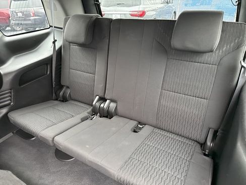 Used 2019 Chevrolet Tahoe LS w/ Enhanced Driver Alert Package image 17