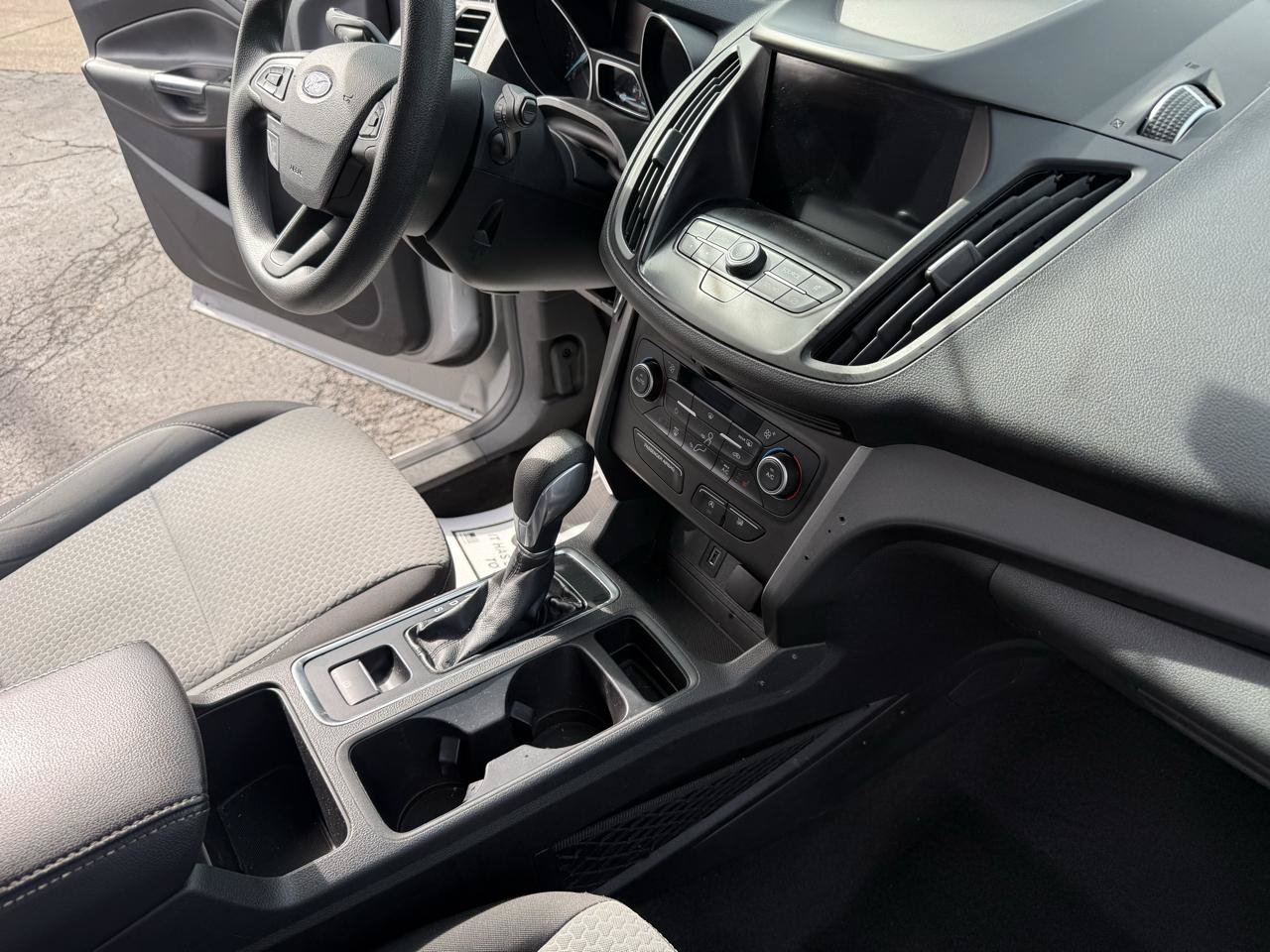 Used 2019 Ford Escape SE AWD/4WD image 24