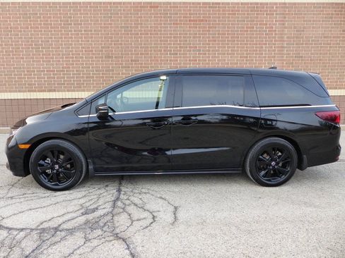Used 2024 Honda Odyssey Sport image 7