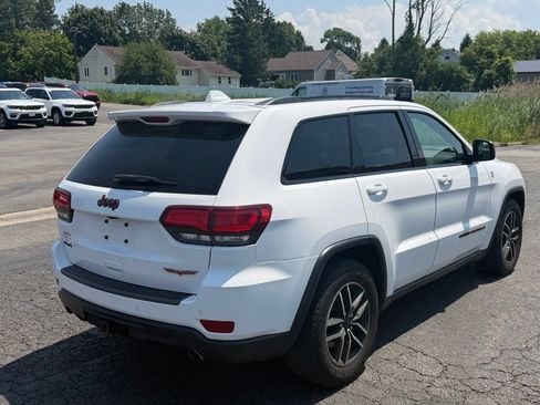 Certified 2020 Jeep Grand Cherokee Trailhawk AWD/4WD image 5