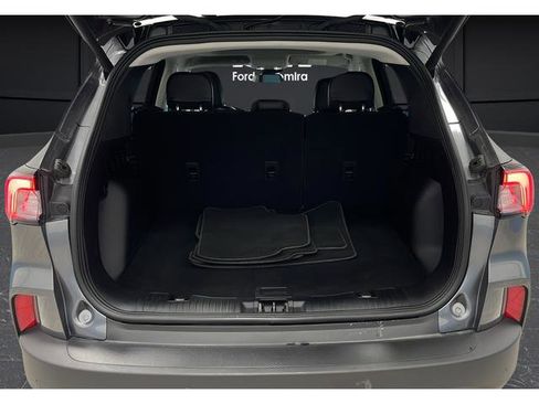 Used 2021 Ford Escape Titanium w/ Titanium Elite Package image 27