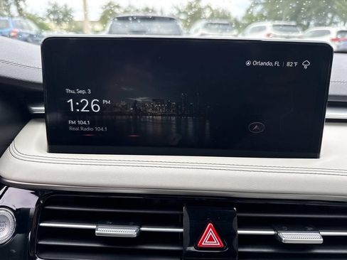 Used 2025 Genesis G70 2.5T RWD image 27