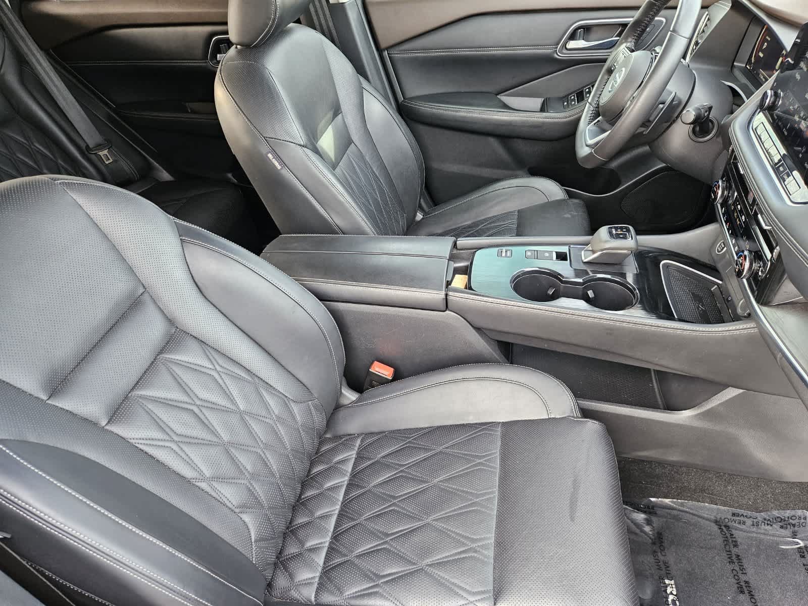 Used 2021 Nissan Rogue Platinum FWD image 12