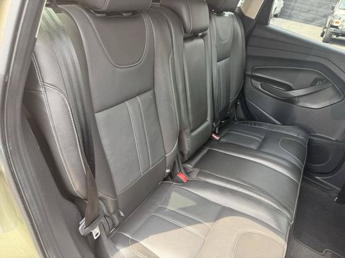 Used 2013 Ford Escape Titanium w/ Parking Technology Pkg FWD image 8