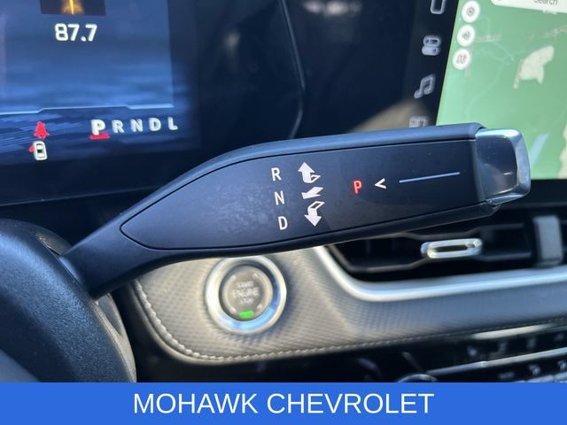 Used 2026 Chevrolet Equinox LT AWD/4WD image 16