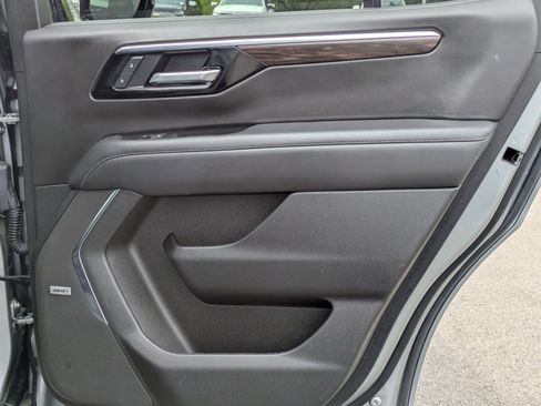 Certified 2025 Chevrolet Tahoe Z71 w/ Comfort Package image 27