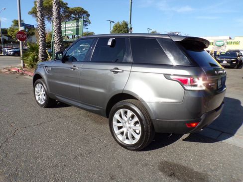 Used 2017 Land Rover Range Rover Sport HSE image 5