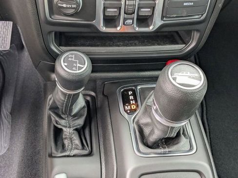 New 2026 Jeep Gladiator Sport AWD/4WD image 21