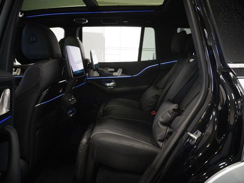 New 2026 Mercedes-Benz Maybach GLS 600 4MATIC image 16